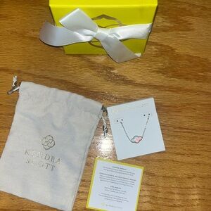 BRAND NEW KENDRA SCOTT ABBIE NECKLACE
